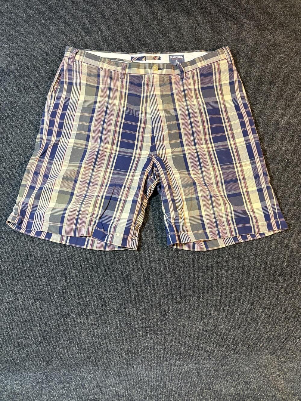 Nautica Shorts Mens 40 Multicolor Plaid Chino Relax Fit Cotton Casual Summer